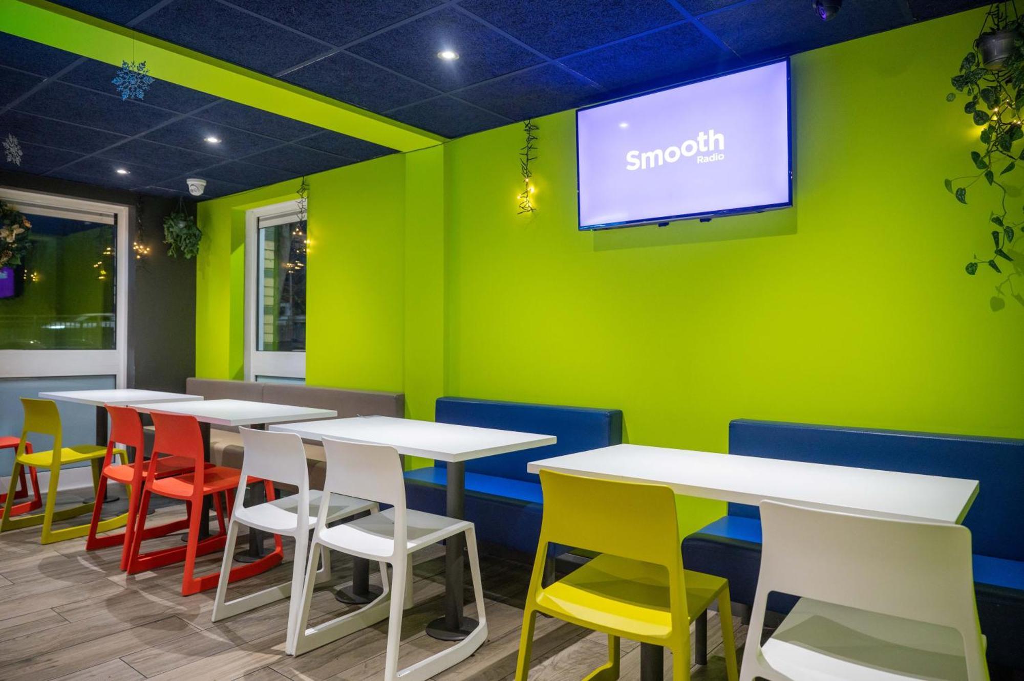 Ibis Budget London Barking Exterior foto